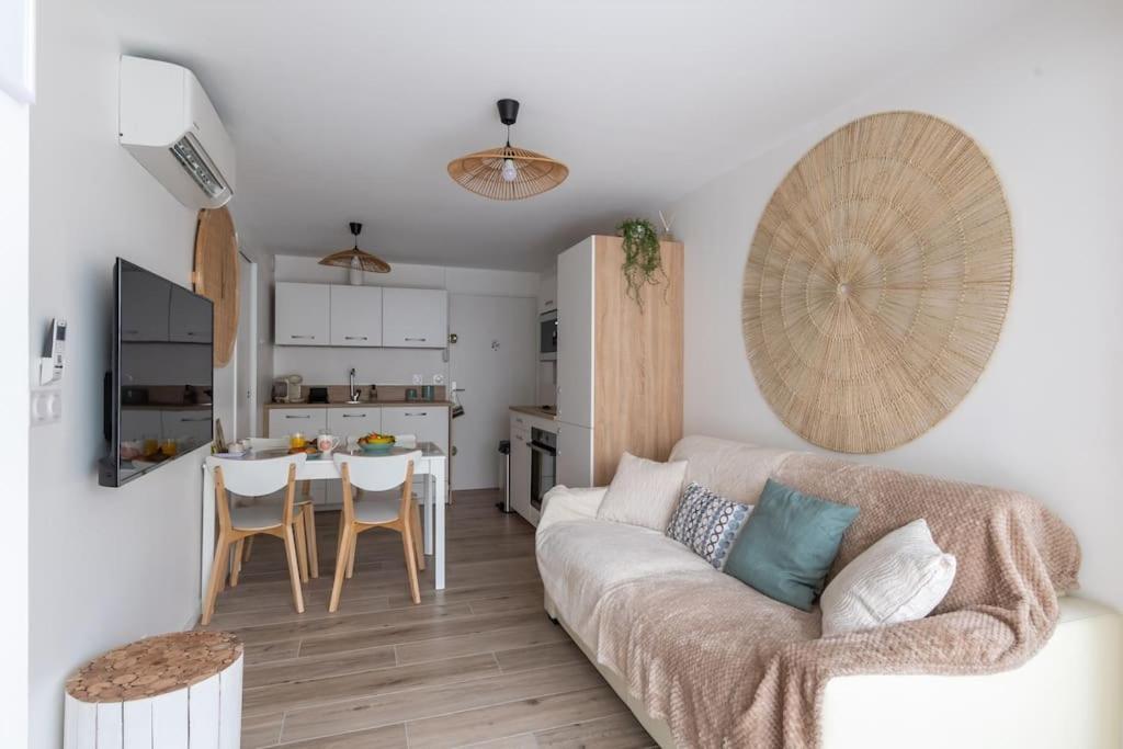 La Perle Du Port * Terrasse * Clim * Mer A 5 Min * Chambre * Карнон Плаж Екстериор снимка