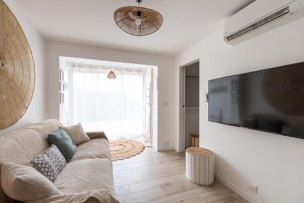 La Perle Du Port * Terrasse * Clim * Mer A 5 Min * Chambre * Карнон Плаж Екстериор снимка